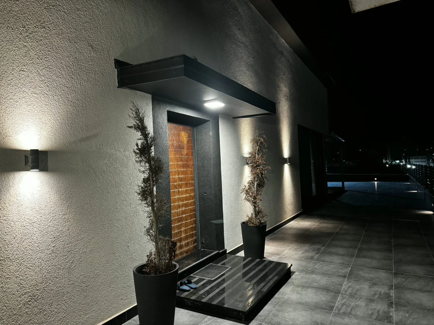 Kavajë – Banim dhe biznes – Galeria 6
